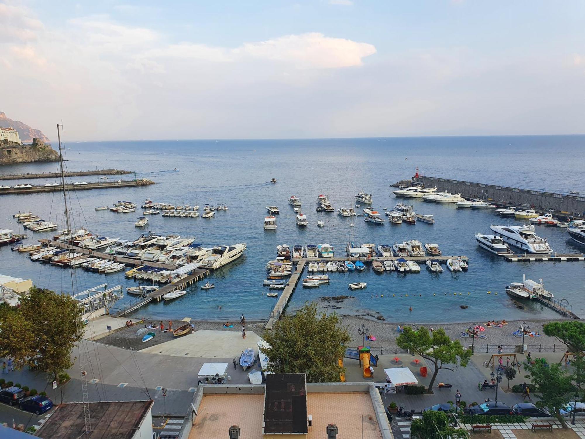 Suite Dei Principati Salerno Bagian luar foto